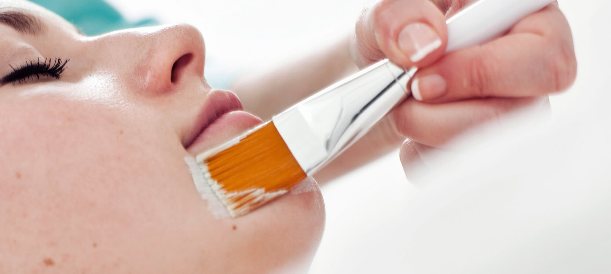 my sensitive skin is in a mess article